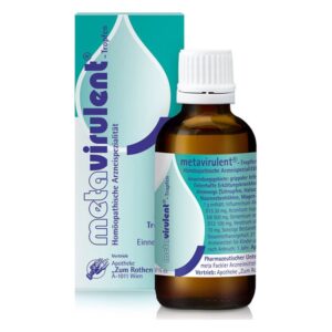 Braune Glasflasche mit Tropfer und Kappe, daneben eine Verpackung mit blauen und weißen Elementen, Hinweis auf homöopathische Tropfen.