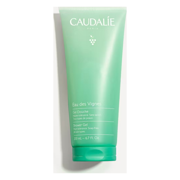 Grüner Duschgel-Tube von Caudalie mit dem Namen "Eau des Vignes" und Informationen zur Hautverträglichkeit.