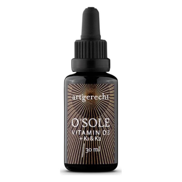 Schwarze Flasche mit Pipette, beschriftet mit "O'SOLE Vitamin D3 + K1 & K2", 30 ml Inhalt.