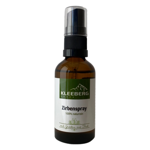 Braune Glasflasche mit Sprühverschluss, etikettiert mit "KLEEBERG Zirbenspray 100% naturrein".