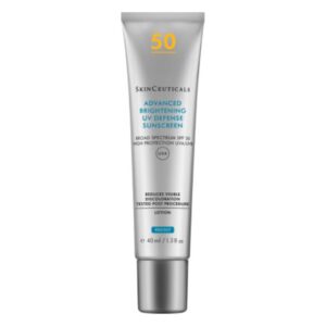 Sonnencreme in einer silbernen Tube mit SPF 50, zur Hautaufhellung und UV-Schutz.