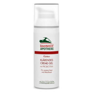 Klarendes Creme-Gel in einer weißen Pumpflasche von Bahnhof Apotheke, für unreine und Mischhaut, mit Probiotika.